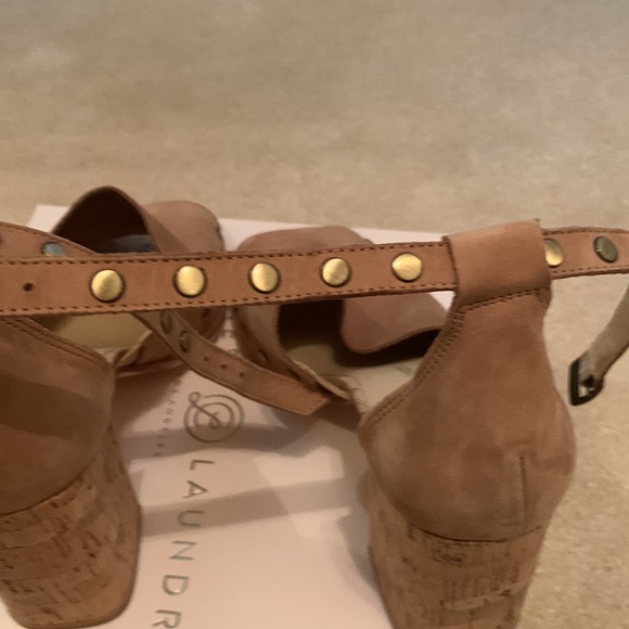 Chinese Laundry Savana Block cork heel , Peep toe shoe, size 8 - Picture 5 of 9